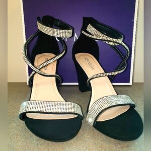 🪩Top Moda Black Rhinestone Shoes MIB🪩